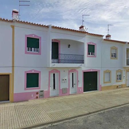 Casa Cor-De-Rosa Lägenhet Vila Nova de Milfontes Exteriör bild